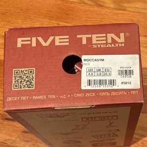 Five Ten Moccasym climbing shoe ; US size 4 EU size 35.5
